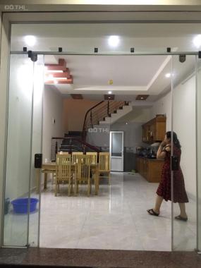 Cho thuê nguyên nhà 4 tầng tại 193 Văn Cao, full đồ chỉ việc về ở ngay