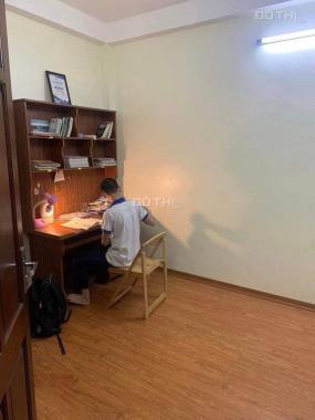 GIA CHỦ CẦN BÁN GẤP NGÔI NHÀ KHƯƠNG ĐÌNH THANH XUÂN DT 40m ,5 tầng, MT 6m