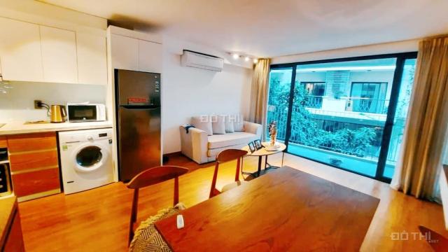 Bán CHDV tại Nguyễn Ngọc Vũ - Diện tích 110m2 - 25 phòng khép kín cho thuê dòng tiền 150triệu/tháng