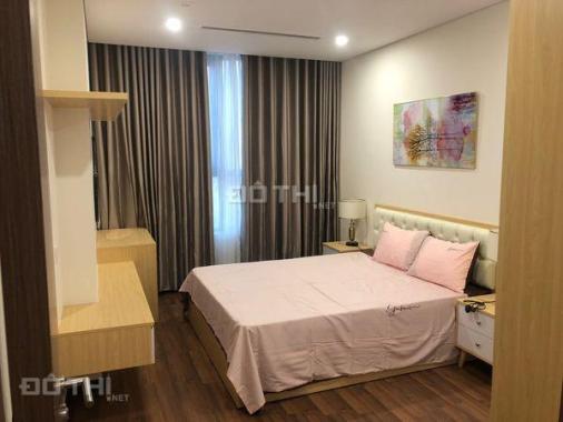 Cho thuê chung cư Mipec Xuân Thủy, căn 3PN, 2W, full đồ mới, căn góc Đông Nam