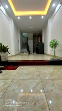 Bán nhà riêng tại Đường Tây Trà, Phường Lĩnh Nam, Hoàng Mai, Hà Nội diện tích 30m2 giá 3.8 Tỷ