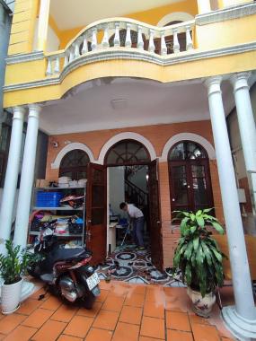 NHÀ ĐẸP NGHĨA DŨNG 80M 5.8 TỶ SÂN VƯỜN Ở LUÔN NGÕ 3 GÁC - CÁCH PHỐ 50M - VỊ TRÍ ĐẸP 0986073333