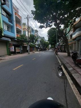 Bán nhà mặt tiền quận 4 - đường Vĩnh Hội - nhà 3 tầng kinh doanh sầm uất - 80m2 giá 18 tỷ