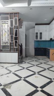 Cần bán gấp nhà gần Cầu Diễn,Hồ Tùng Mậu cách 30 mét ra đường ôtô,31 m2 5 t giá 4,35 tỷ