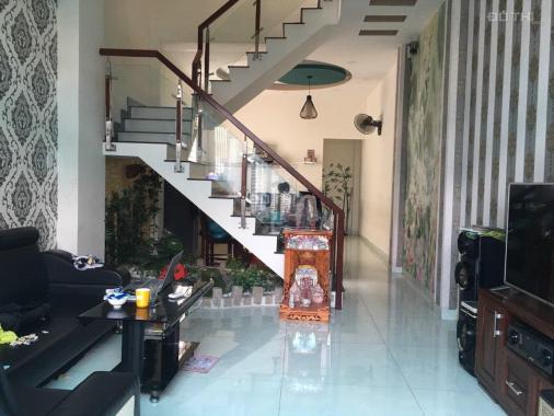 Bán nhà góc 2 mặt tiền đường Nguyễn Thị Định gần ngay chợ Cây Xoài Q.2 (57.7m2) 6.8 tỷ