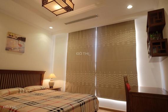 Cần cho thuê căn hộ 2 phòng ngủ tại chung cư Vinhomes Nguyễn Chí Thanh, vào ở được luôn