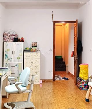 Bán nhà Mạc Thị Bưởi, HBT - Khu VIP hiếm- Ô tô đỗ cửa -36m2 x 4T giá chỉ 4.1 tỷ