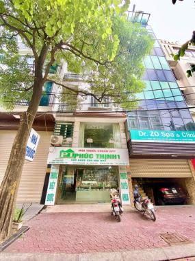 Nguyễn Khang mặt phố, DT 150m, xây 5 tầng, mặt tiền 8m, giá 35 tỷ.