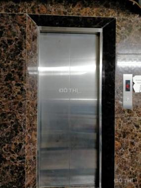 Nguyễn Khang mặt phố, DT 150m, xây 5 tầng, mặt tiền 8m, giá 35 tỷ.