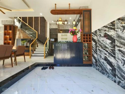 Siêu phẩm nhà 3 tầng 3 mê kiệt Ô tô Trần Đình Tri - Hoà Minh