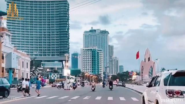 BÁN ĐẤT XÂY KHÁCH SẠN MP KHÚC THỪA DỤ, 140M2,MT 10.5M, 53 TỶ