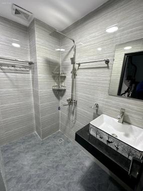 Bán nhà cầu Bươu Thanh Trì 32m2 ô tô đỗ cửa nhỉnh 3 tỷ