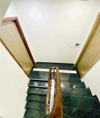 Bán toà căn hộ dịch vụ 50m 5 tầng xây mới 9 phòng Yên Hoà, Cầu Giấy
