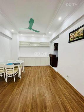 Chung cư Nguyễn Cơ Thạch, Nam Từ Liêm, DT 80m2, 2 phòng ngủ, về ở ngay, giá 2.95 tỷ