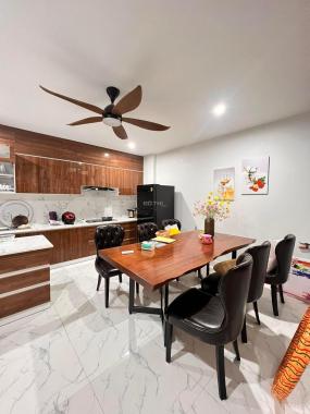 BÁN NHÀ 4 TẦNG MẶT ĐƯỜNG 25/4 SIÊU ĐẮC ĐỊA TP HẠ LONG. DT:60M2 !!!