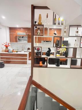 BÁN NHÀ 4 TẦNG MẶT ĐƯỜNG 25/4 SIÊU ĐẮC ĐỊA TP HẠ LONG. DT:60M2 !!!