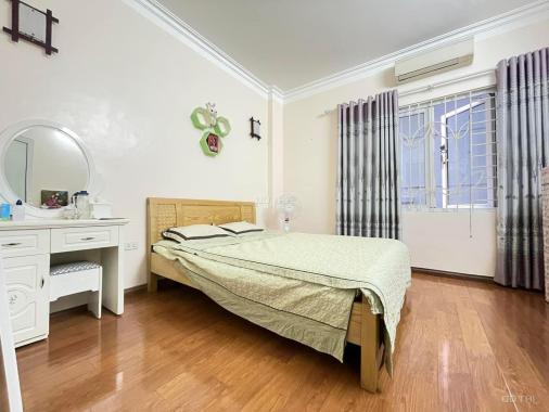 Bán Nhà Quận Đống Đa, Ở Ngay, Dân Xây, Ngõ Rộng. 37m x5 tầng.MT3,9m. 4,x tỷ