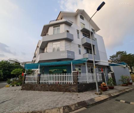 Bán biệt thự tại Đỗ Xuân Hợp, Phường Phước Long B, Quận 9, HCM diện tích 187,5 m2 giá 29,9 tỷ