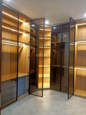 Nguyễn Văn Huyên - Dt 70m - Mt 4.5m - Gara ô tô 7 chỗ - Ô Chờ TM - Nhà đẹp - Giá 11.5 tỷ