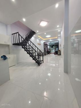 CHỉ Hơn 4 Tỷ.Bán nhà Hẻm tân quý, Tân Phú.dt 4x12, 1 lầu mới đẹp ở ngay, sát bên Siêu Thị AOENMALL