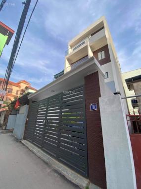 Cho thuê nhà Thượng Thụy 122m2 x 4 tầng, oto để sần ở và làm VP