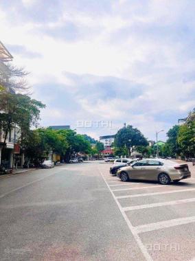 Bán biệt thự tại đại lộ Trần Hưng Đạo, Bắc Lệnh, Lào Cai giá quá rẻ