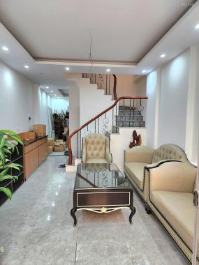 BÁN NHÀ Thịnh Quang mới xây– Đống Đa – 53M2 – 4 TẦNG – CHỈ 5.9 tỷ