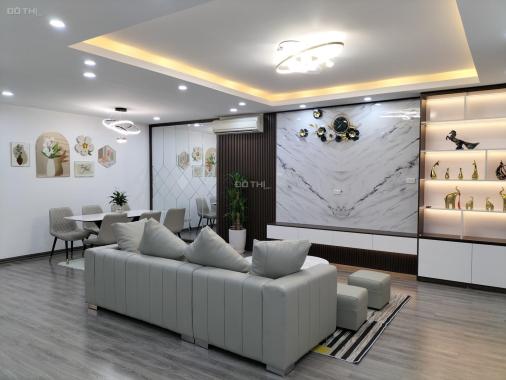 Rất gấp! Cần bán nhanh căn hộ 3PN Mulberry Lane, full đồ, ban công ĐB – ĐN mát, giá 4,2 tỷ. LH 0911