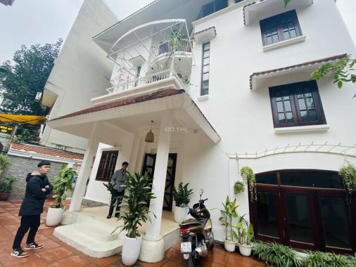 Biệt thự Tô Ngọc Vân, Tây Hồ, lô góc, 200m2 x 4 tầng, Mt 15m. hạ chào 12,1 tỷ. giá mới 65.9 tỷ.