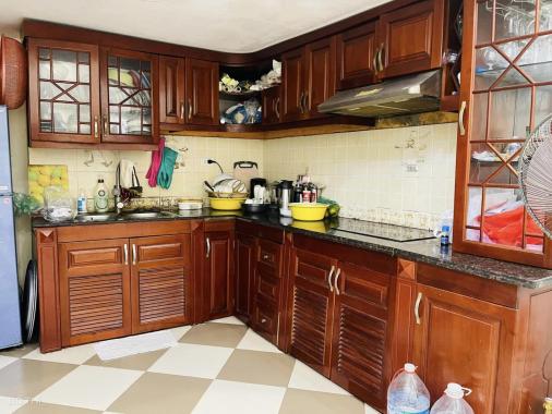 Bán nhà đẹp đại la, gần trường ĐH kinh tế 49m2, 4 tầng, giá 4,7 tỷ