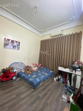 Bán Nhà Phố Lương Đình Của- Quận Đống Đa. 4 chỗ đỗ cửa. 32m x4 tầng.MT3,4. 4,x tỷ