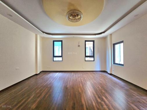 Bán nhà Đào Tấn, Kim mã, Ba Đình 43m2x5T cách phố 50m lô góc nhà đẹp ở ngay giá bán 6,5 tỷ