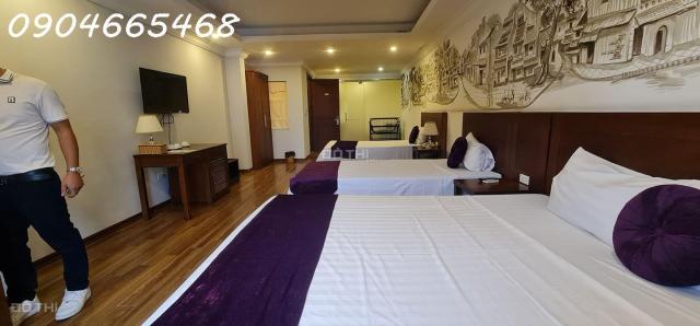 Bán tòa Khách sạn Phố cổ Hà Nội đẹp như mơ, 9 tầng thang máy, view Hồ Gươm.