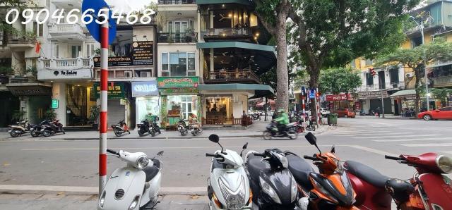 Bán tòa Khách sạn Phố cổ Hà Nội đẹp như mơ, 9 tầng thang máy, view Hồ Gươm.