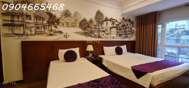 Bán tòa Khách sạn Phố cổ Hà Nội đẹp như mơ, 9 tầng thang máy, view Hồ Gươm.
