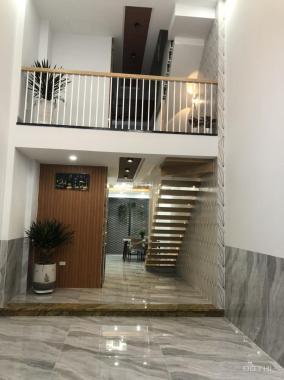 Siêu phẩm Gò Vấp: Bán nhà 6 tầng, 6PN, 8WC, thang máy, giá chỉ 11.5 tỷ!