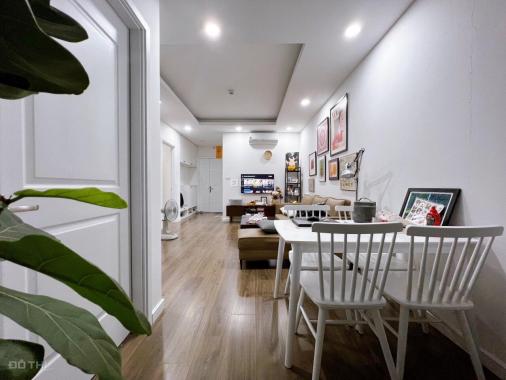 Chính chủ chuyển biệt thự bán căn hộ 68m2 TK 2PN+2VS tầng trung view đẹp mát, thoáng giá rẻ nhất