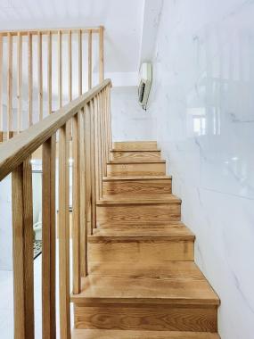 Phòng Duplex sạch sẽ mát mẻ tại Nhất Chi Mai, có thang máy, sân thượng
