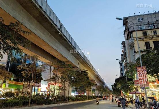 Tôi có nhà mặt phố cần bán tại Yên Lãng, dt 72m2, 8 tầng, mặt tiền 6.9m, cần bán trong tháng 8