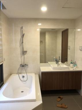 Cho thuê căn 3 ngủ full đồ đẹp ở Discovery - 302 Cầu Giấy, nhà thoáng view đẹp. Lh 0932438182