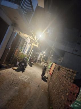 Cần bán gấp mảnh đất vàng phố Đông Ngạc 47m2, ô tô vào nhà, 3.45 Tỷ