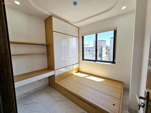 Chính chủ bán chung cư Hào Nam - Cát Linh - Ô Chợ Dừa, ngõ hai ô tô tránh nhau, lô góc