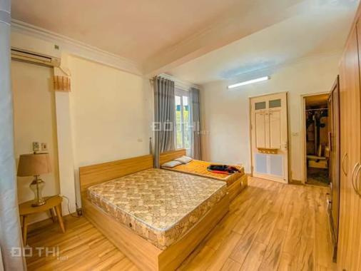 Bán nhà 37m2 phố nguyễn đình thi  view hồ tây