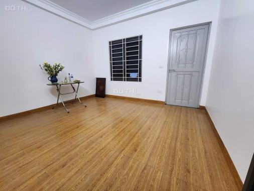 Bán nhà ngõ 495 Xuân Đỉnh DT 30m2 5 tầng mới đẹp, MT 4.2 m chỉ 3.85 tỷ LH 0948031338