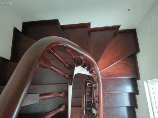 Bán nhà phố cổ, 1 nhà ra phố, ngõ 3 xe máy tránh, sổ riêng, 20m2, 4.5 tầng, 3.5 tỷ