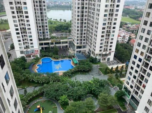 Bố mẹ mình chuyển nhà nên cần bán 2 căn hộ An Bình City, một căn giá 3,6 tỷ và một căn giá 3,85 tỷ