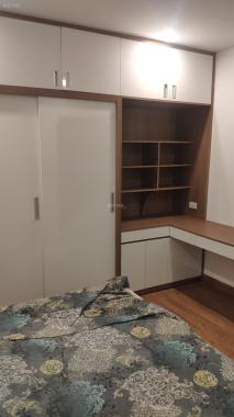 Cho thuê căn hộ 2PN 75m2 chung cư Amber Riverside Minh Khai
