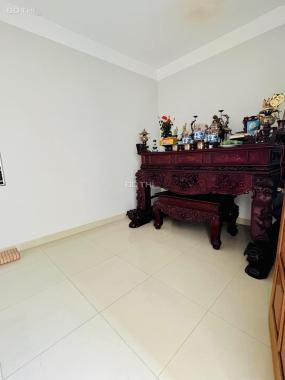 Bán Nhà Quận Đống Đa. Oto vào nhà, Gần Phố. 48m x4 tầng.MT4,6m. 8,x Tỷ