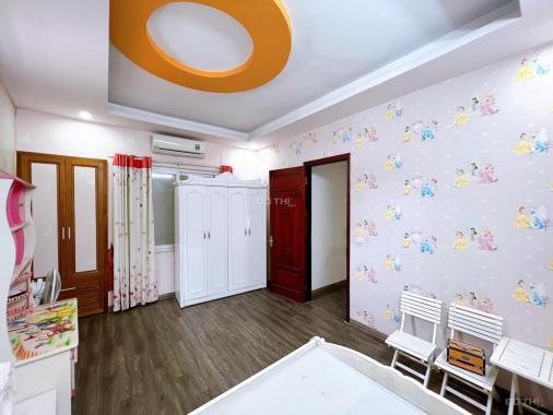Bán nhà phân lô Dương Quảng Hàm, oto vào nhà, ở sướng, 60m2, mặt tiền rộng, nhỉnh 10 tỷ