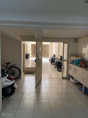 Bán CHDV ngay chợ Rạch Ông phường 2 , quận 8 DT : 5x22m